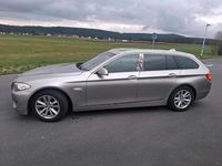 Gebraucht BMW 530 258 PS (189 kW) 2011 Gold Kombi