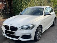 Gebraucht BMW M135 326 PS (239 kW) 2016 Weiß Kleinwagen