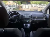 Używany Toyota Corolla Executive 129 KM (94 kW) 2007 Złoty Kombi