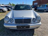Gebraucht Mercedes E280 Elegance 193 PS (141 kW) 1996 Silber Limousine