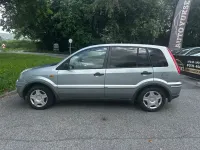 Gebraucht Ford Fusion 68 PS (50 kW) 2004 Silber Kleinwagen