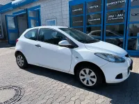 Gebraucht Mazda 2 Impuls 75 PS (55 kW) 2010 Weiß Kleinwagen