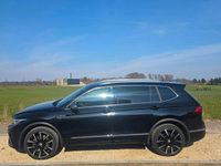 Gebraucht VW Tiguan Allspace R-line 200 PS (147 kW) 2022 Schwarz SUV