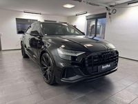 Używany Audi Q8 S-line plus 231 KM (169 kW) 2022 Czarny SUV