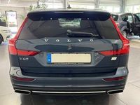 Gebraucht Volvo V60 341 PS (250 kW) 2021 Blau Kombi
