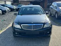 Gebraucht Mercedes C200 136 PS (100 kW) 2010 Schwarz Limousine