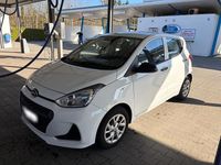 Gebraucht Hyundai i10 GO! 67 PS (49 kW) 2017 Weiß Kleinwagen