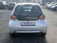 Gebraucht Toyota Aygo Cool 68 PS (50 kW) 2009 Silber Kleinwagen