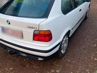 Gebraucht BMW 316 105 PS (77 kW) 1998 Weiß Coupé