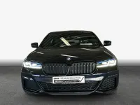 Gebraucht BMW 545e Sport Line 286 PS (210 kW) 2022 Carbonschwarz metallic Limousine