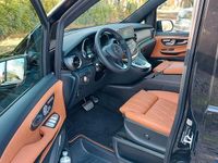 Gebraucht Mercedes V300 Avantgarde 237 PS (174 kW) 2022 Schwarz Van / Kleinbus