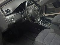 Gebraucht VW Passat Edition 140 PS (102 kW) 2013 Weiß Limousine