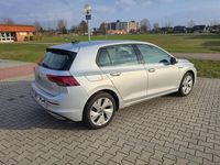 Gebraucht VW Golf VIII Style 131 PS (96 kW) 2022 Silber Limousine