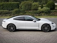 Gebraucht Porsche Taycan Performance Package 350 kW (476 PS) 2021 Weiß Limousine