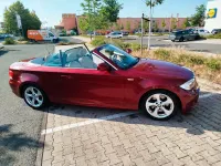 Gebraucht BMW 123 Cabriolet 204 PS (150 kW) 2011 Rot Cabrio