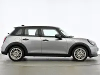 Gebraucht Mini Cooper Favoured 156 PS (114 kW) 2024 Silber Kleinwagen