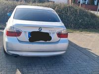 gebraucht BMW 320 d ist gut auto