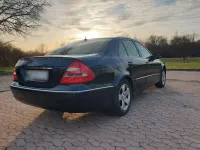 Gebraucht Mercedes E240 Elegance 177 PS (130 kW) 2003 Schwarz Limousine