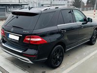 Gebraucht Mercedes ML350 258 PS (189 kW) 2013 Schwarz SUV