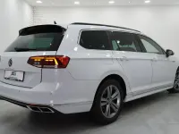 Gebraucht VW Passat R-line 150 PS (110 kW) 2023 Weiß Kombi