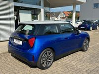 Gebraucht Mini Cooper Classic 135 kW (184 PS) 2024 Blazing blue Kleinwagen