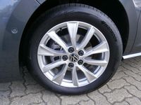 Gebraucht VW Multivan Style 150 PS (110 kW) 2024 Van / Kleinbus