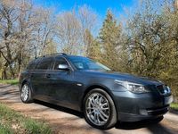 Gebraucht BMW 525 197 PS (144 kW) 2008 Grau Kombi