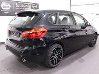 Gebraucht BMW 220 Sport Line 192 PS (141 kW) 2019 Schwarz Kombi