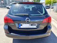 Gebraucht Opel Astra Design Edition 116 PS (85 kW) 2011 Schwarz Kombi