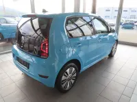 Używany VW e-up! 61 kW (83 KM) 2021 Niebieski Hatchback