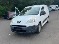 Gebraucht Peugeot Partner 90 PS (66 kW) 2010 Weiß Van / Kleinbus