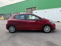 Gebraucht Peugeot 208 88 PS (64 kW) 2017 Rot Kleinwagen