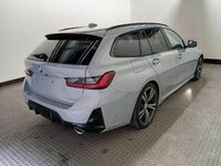 Gebraucht BMW 320 M Sport 190 PS (139 kW) 2024 M brooklyn grau (metallic) Kombi