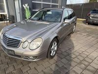 Gebraucht Mercedes E200 184 PS (135 kW) 2007 Cubanitsilber  metallic Kombi