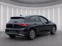 Gebraucht VW Golf VIII Active 150 PS (110 kW) 2023 Schwarz Limousine