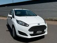 Gebraucht Ford Fiesta Trend 60 PS (44 kW) 2013 Weiß Kleinwagen