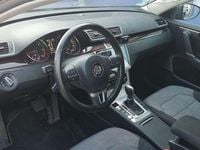 Gebraucht VW Passat 140 PS (102 kW) 2012 Grau Kombi