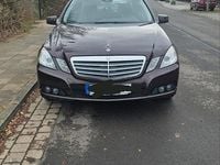 Gebraucht Mercedes E250 204 PS (150 kW) 2009 Braun Limousine