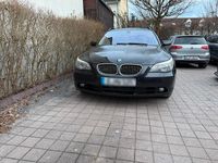 Gebraucht BMW 525 177 PS (130 kW) 2006 Schwarz Kombi