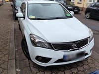 Gebraucht Kia Ceed 125 PS (91 kW) 2012 Weiß Kleinwagen