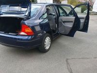 gebraucht Ford Focus Ghia