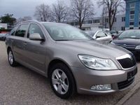 gebraucht Skoda Octavia Elegance Navi Alcantara SHZ PDC 1 Hand