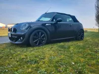 Gebraucht Mini Cooper SD Cabriolet 143 PS (105 kW) 2011 Schwarz Cabrio