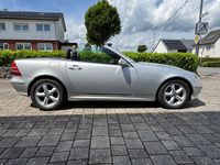 Gebraucht Mercedes SLK200 163 PS (119 kW) 2001 Silber Cabrio