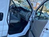 Używany Opel Vivaro 114 KM (83 kW) 2014 Biały Minivan