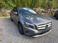 Gebraucht Mercedes GLA220 170 PS (125 kW) 2014 Grau SUV