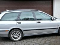 Gebraucht Volvo V40 140 PS (102 kW) 1999 Silber Kombi