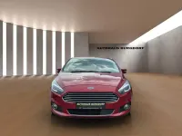Gebraucht Ford S-MAX Titanium 190 PS (139 kW) 2018 Rot Van / Kleinbus
