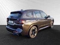 Gebraucht BMW iX3 M Sport 210 kW (286 PS) 2024 Sophistograu brillanteffekt metallic SUV