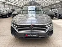 Gebraucht VW Touareg 231 PS (169 kW) 2023 Grau SUV